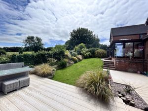 Photo 31- click for photo gallery